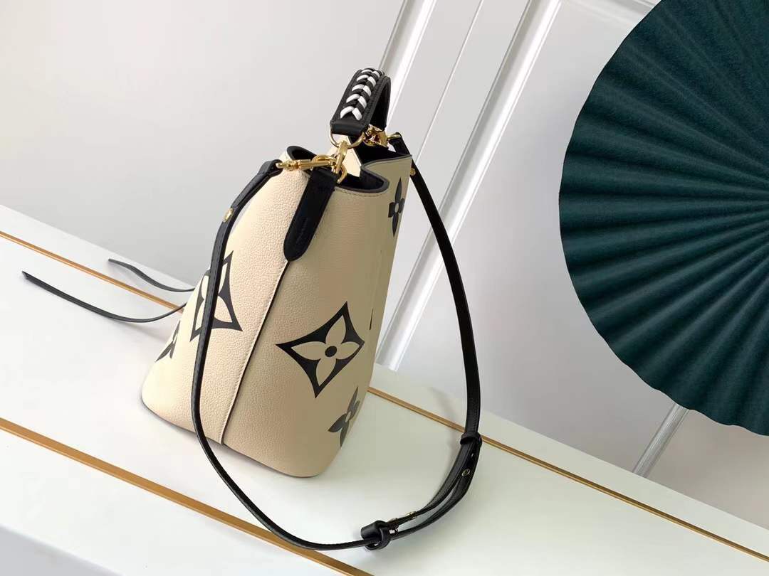 Louis Vuitton Louis Vuitton Crafty Neonoe MM Bucket Bag Creme For Women, WomenÃƒÂ¢Ã¢â€šÂ¬Ã¢â€žÂ¢s Handbags, Shoulder Bags 10.2in/26cm Louis Vuitton M56889