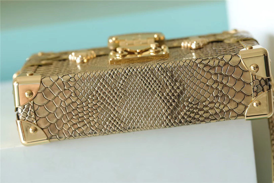 Louis Vuitton Petite Malle High Shiny Alligator By Nicolas Ghesquiere Gold For Women,  Shoulder And Crossbody Bags 7.9in/20cm Louis VuittonÃƒâ€šÃ‚Â 