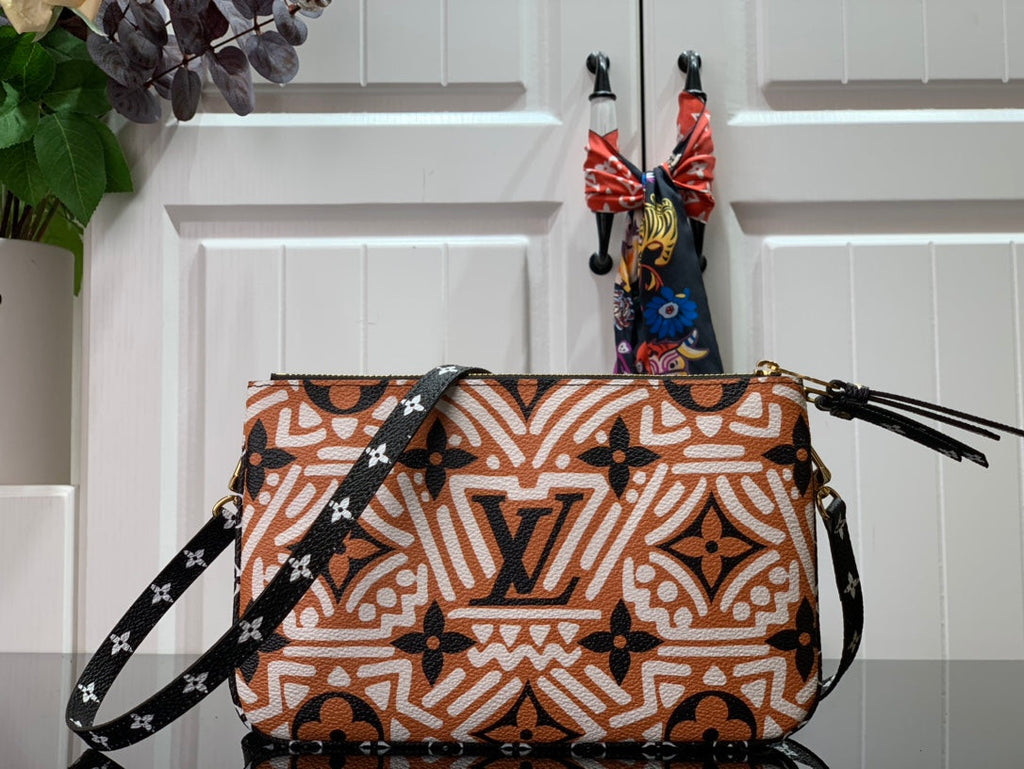 Louis Vuitton Louis Vuitton Crafty Double Zip Pochette Monogram Canvas Caramel/Cream For Women,  Shoulder And Crossbody Bags 7.9in/20cm Louis Vuitton M69488