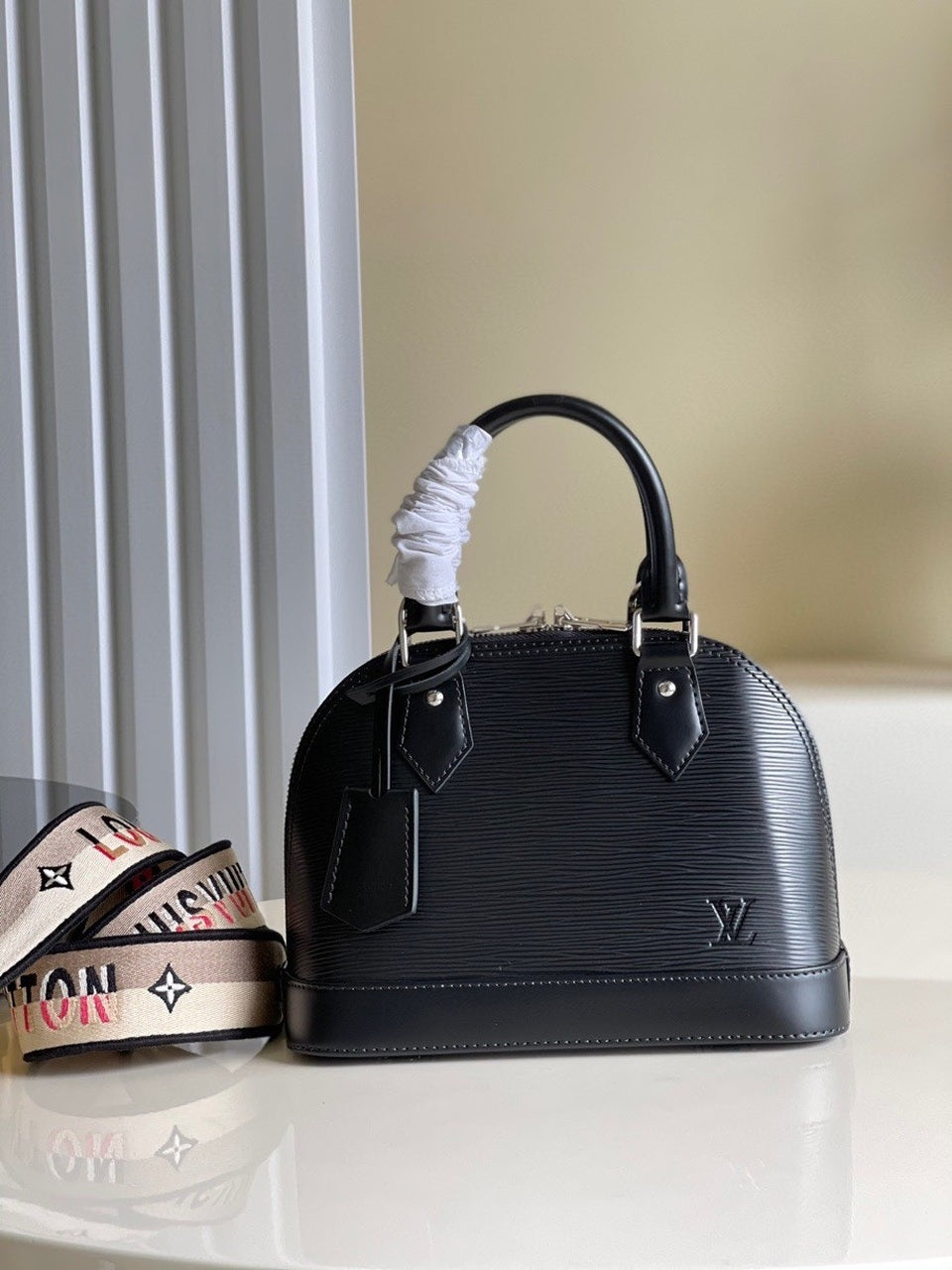 Louis Vuitton Alma Monogram Blossoms Black For Women,  Shoulder And Crossbody Bags 9.3in/23.5cm Louis Vuitton M59217