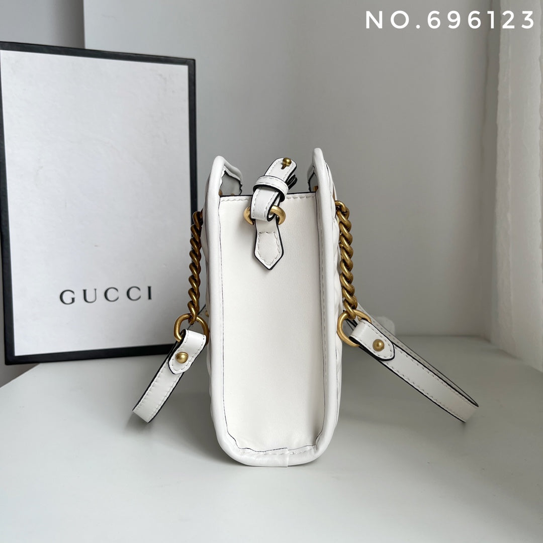 LB - New 1:1 rep Bag Gucci 498