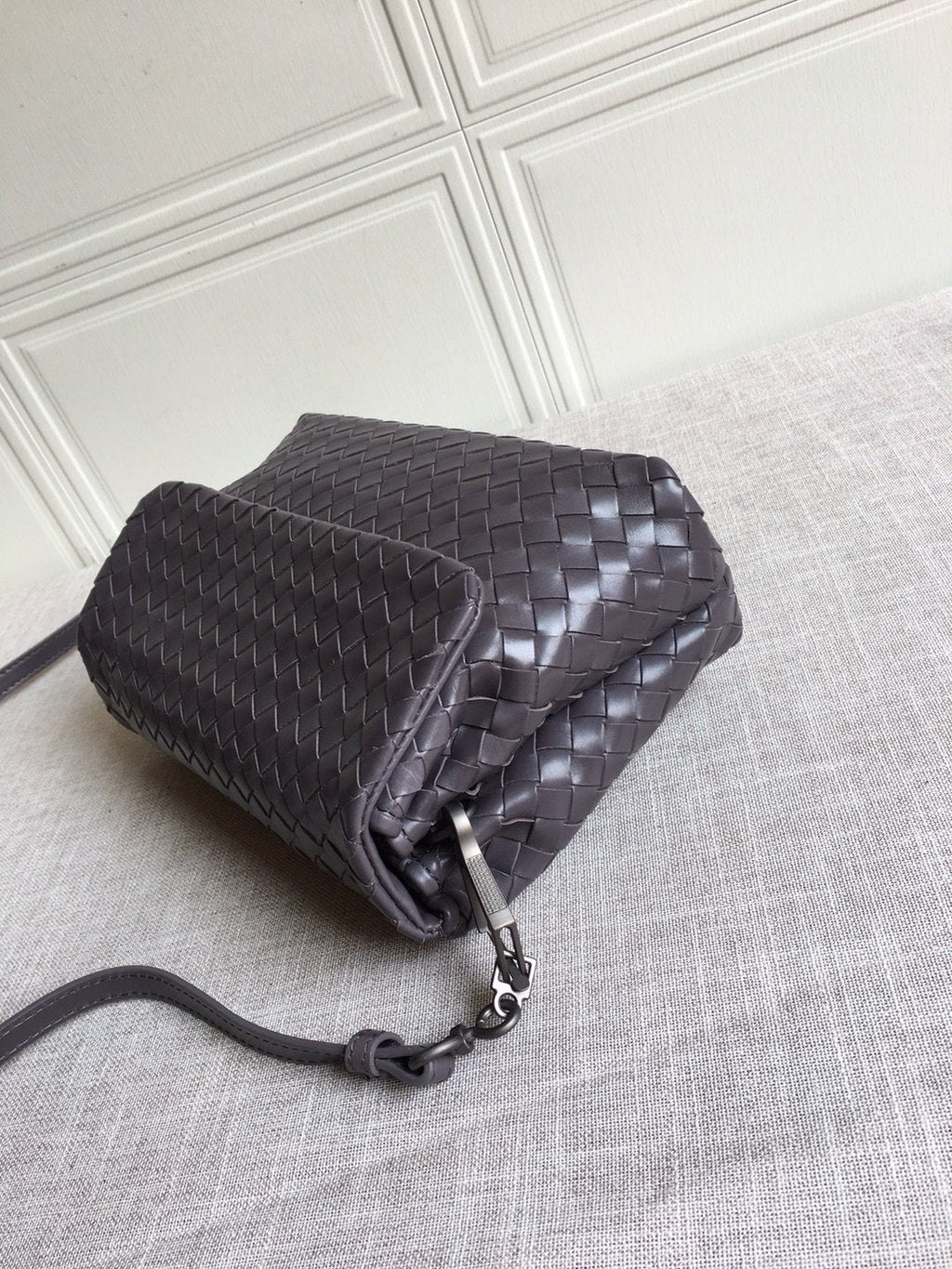 Bottega Veneta Classic Intrecciato Dark Brown, For Women, Women’s Bags 8.9in/22.5cm