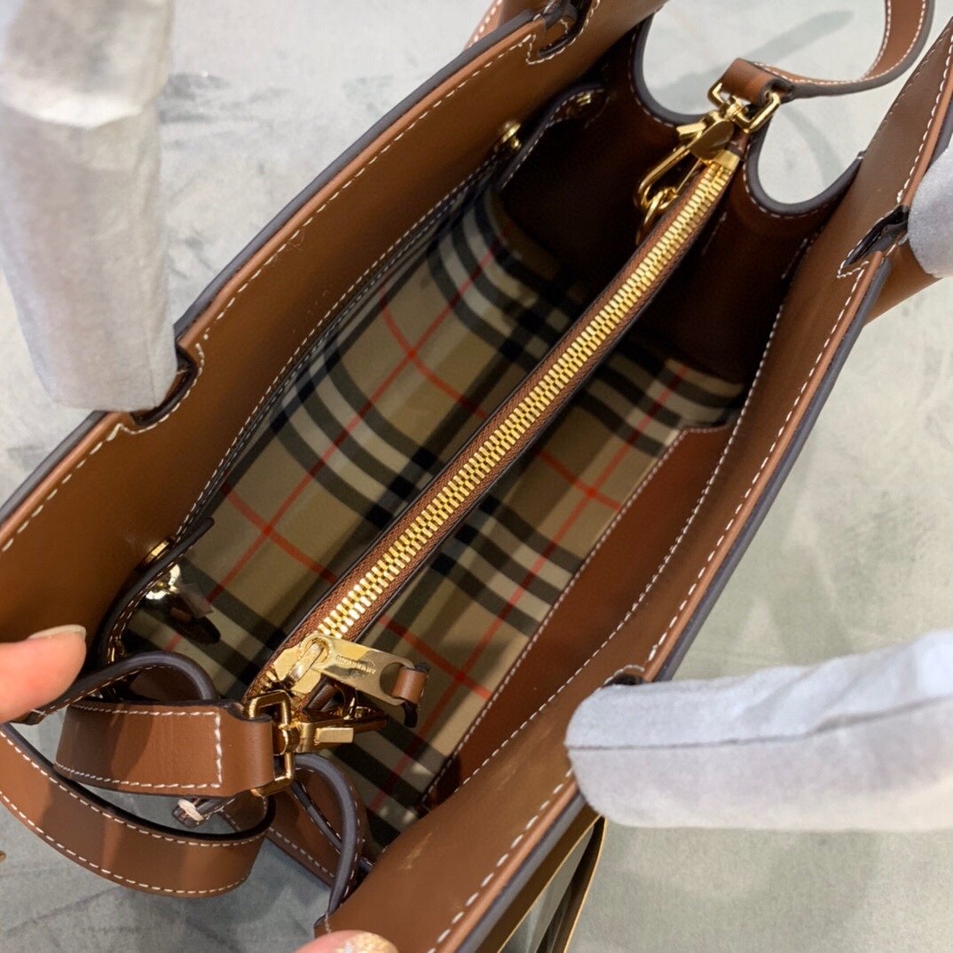 Mini Vintage Archive Beige For Women, WomenÃ¢â‚¬â„¢s Bags, Shoulder And Crossbody Bags 10.2in/ 26cm BUR 80246851