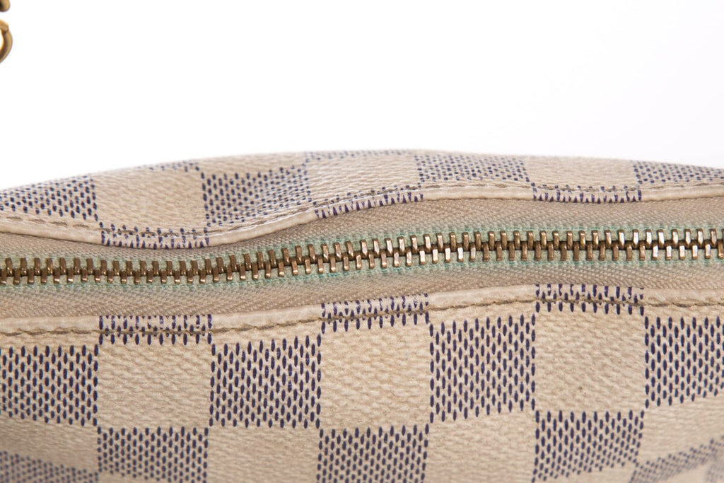 Louis Vuitton Monogram Mini Pochette Shoulder Bag