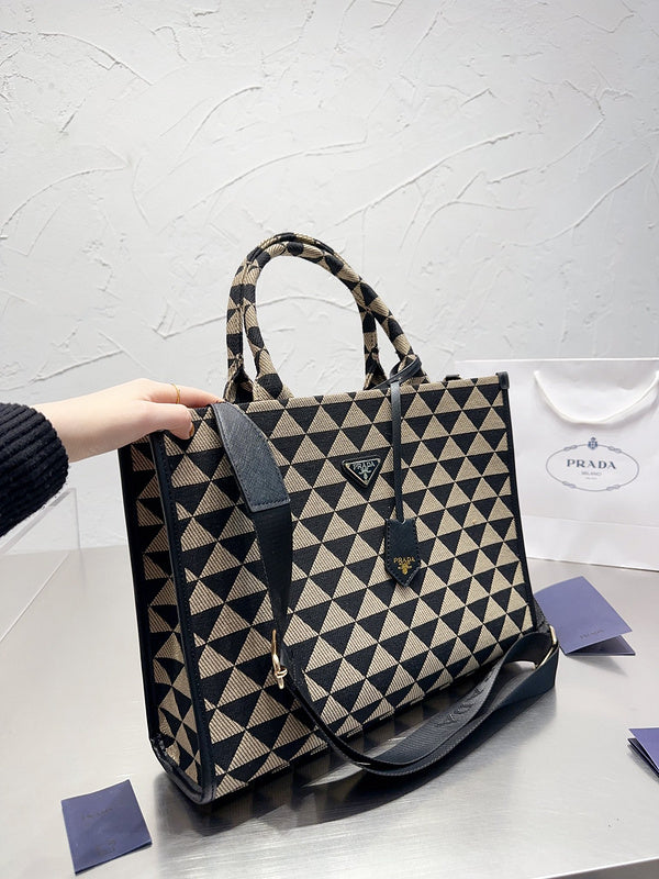 Prada Bags - Luxera Bags - 673