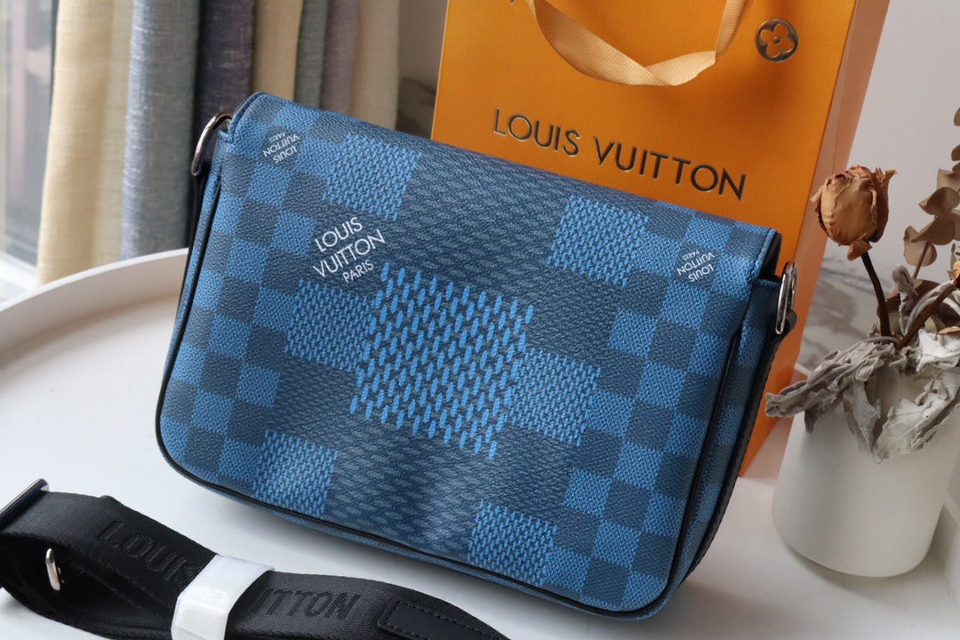 Louis Vuitton StuGLAMIo Messenger Damier Graphite Blue For Men, Bags, Shoulder And Crossbody Bags 9.3in/25.3cm Louis Vuitton N50026