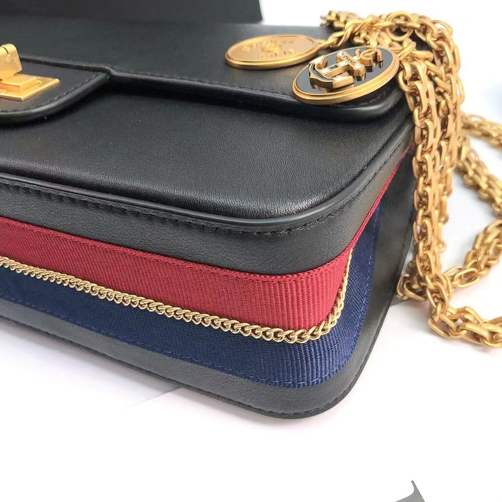 ChanelMaroon Medallion Nude Reissue 2.55 Classic 225 GlamIap Black Bag For Women 24cm/9.4in