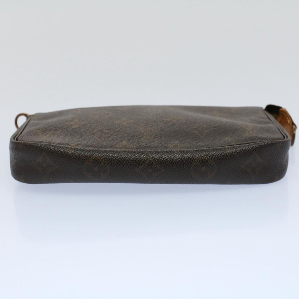 Louis Vuitton Pochette Accessoire  Canvas Clutch Bag