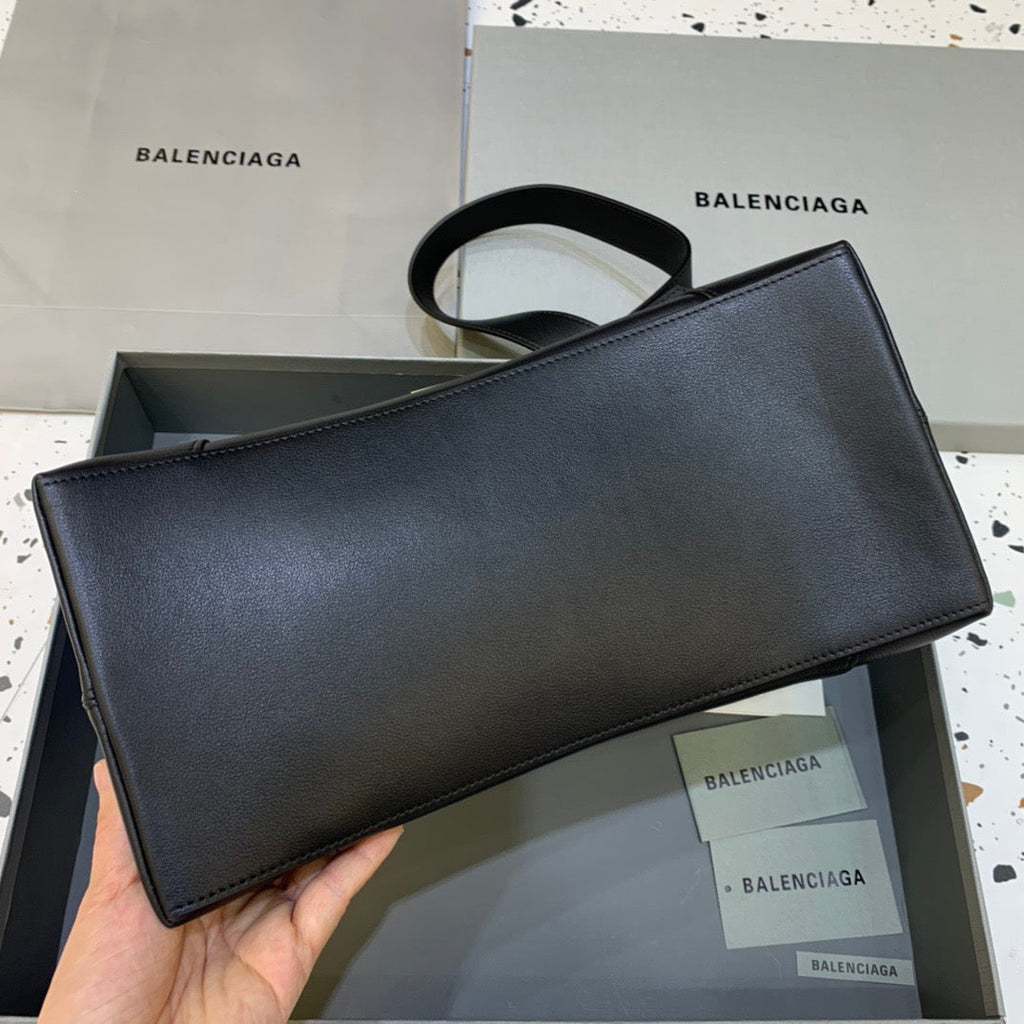 Balen Downtown MeGLAMIum Shoulder Bag In Black, For Women,  Bags 12.6in/32cm