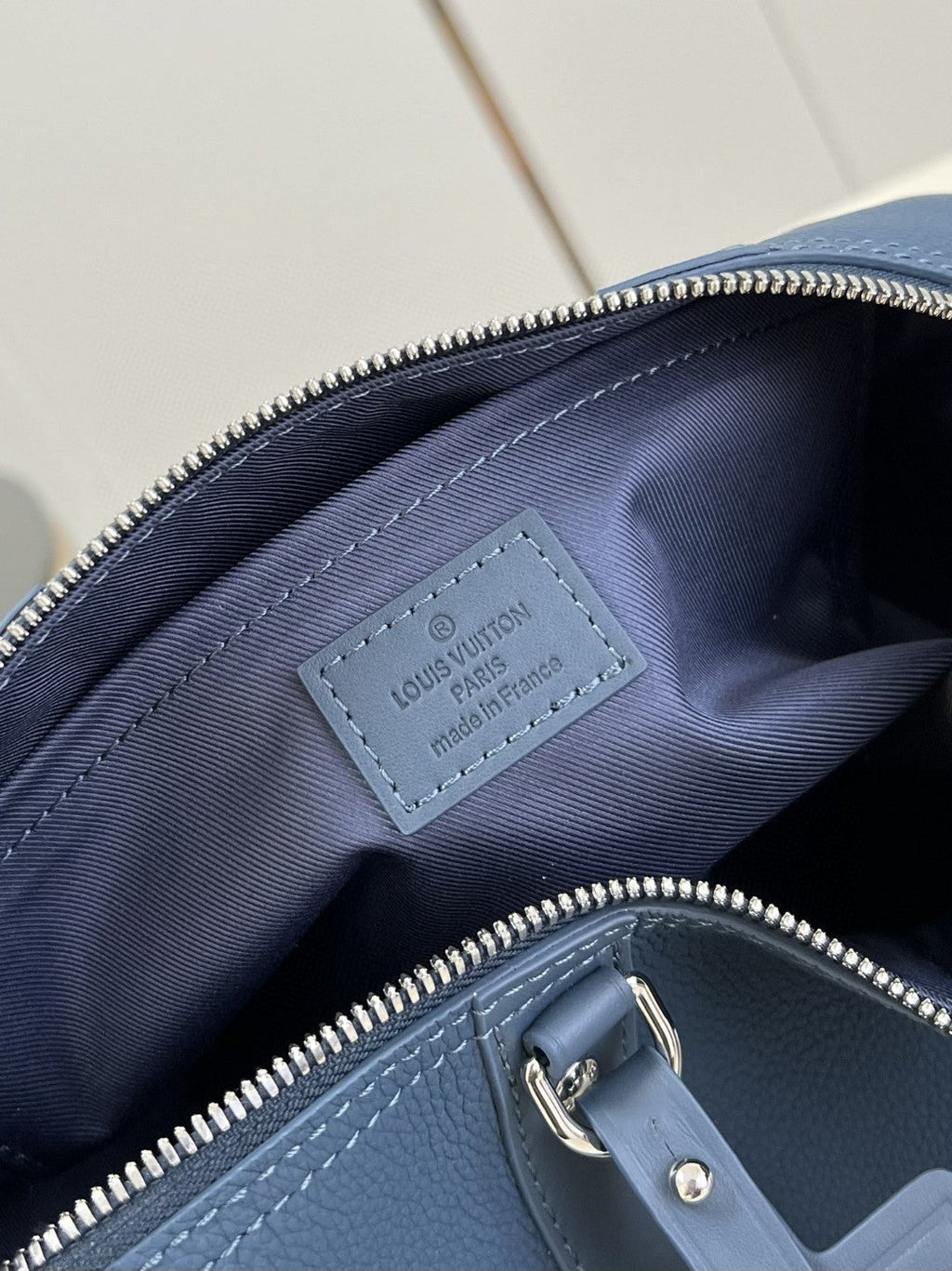 Louis Vuitton City Keepall Aerogram Blue For Men, Bags, Shoulder And Crossbody Bags 10.6in/27cm Louis Vuitton