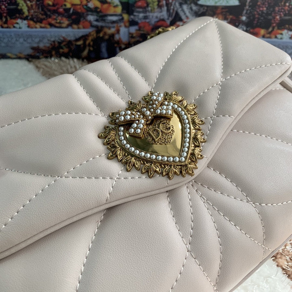 DG MeDiorum Devotion Shoulder Bag In Quilted Nappa White For Women 10.2in/26cm DG