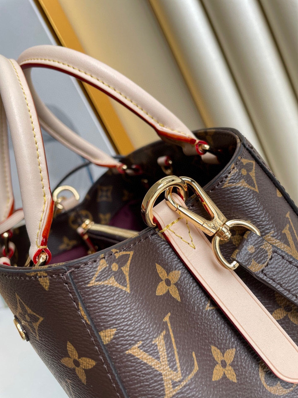 Louis Vuitton Montaigne Monogram Canvas For Women,  Shoulder And Crossbody Bags 11.4in/29cm Louis Vuitton M41055