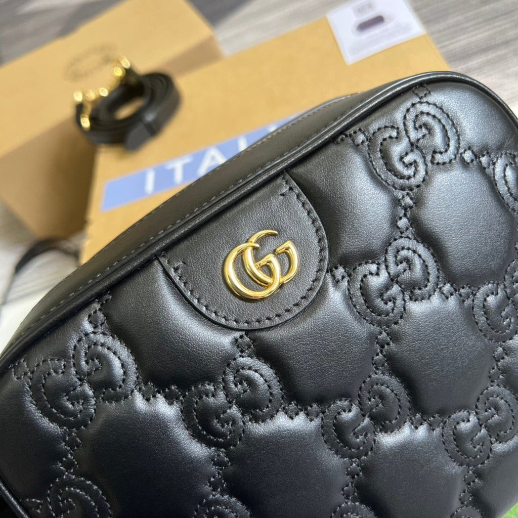 Gucci Matelasse Shoulder Bag Black For Women, Women’s Bags 8.5in/22cm Gucci 702234 UM8HG 1046