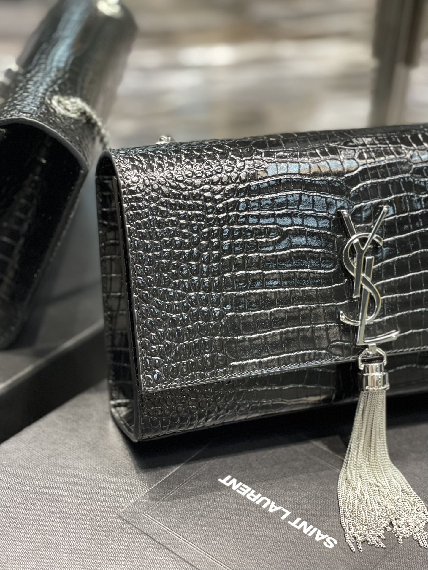 Top Quality Kata MeTop Qualityum Chain Bag Black With Tassel For Women 9.4in/24cm YSL 354119DND0N1000