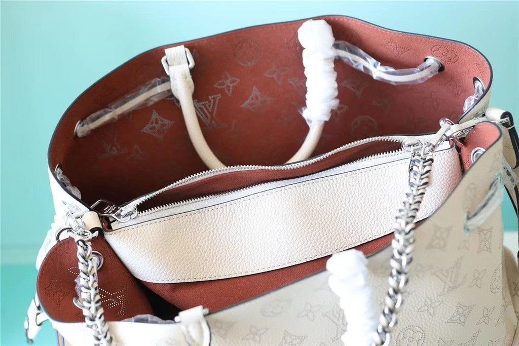 Louis Vuitton Bella Tote Mahina Creme Beige For Women,  Shoulder And Crossbody Bags 12.6in/32cm Louis Vuitton M59203