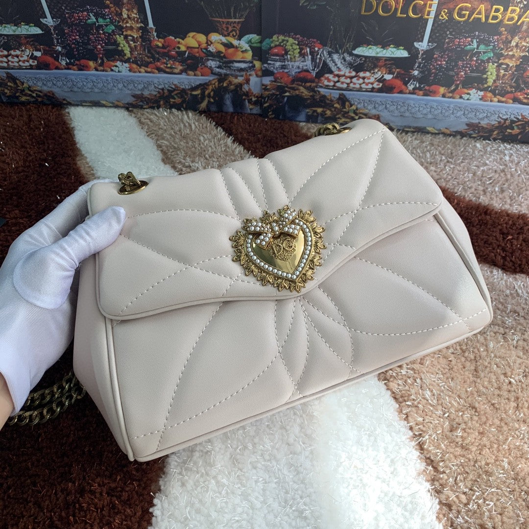 DG MeDiorum Devotion Shoulder Bag In Quilted Nappa White For Women 10.2in/26cm DG