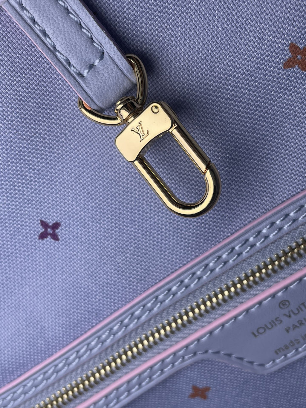 Louis Vuitton Neverfull MM Tote Bag Monogram Canvas Sunrise Pastel For Women,  Shoulder Bags 12.2in/31cm Louis Vuitton M46077