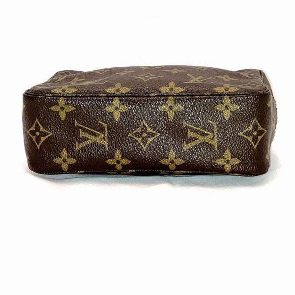 Louis Vuitton Trousse De Toilette 18  Canvas Clutch Bag