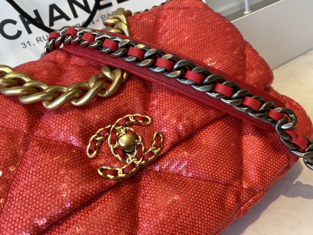 Chanel 19 GlamIap Bag Gold Hardware Red For Women Handbags, Shoulder Bags 10.2in/26cm AS1160Ã‚Â 