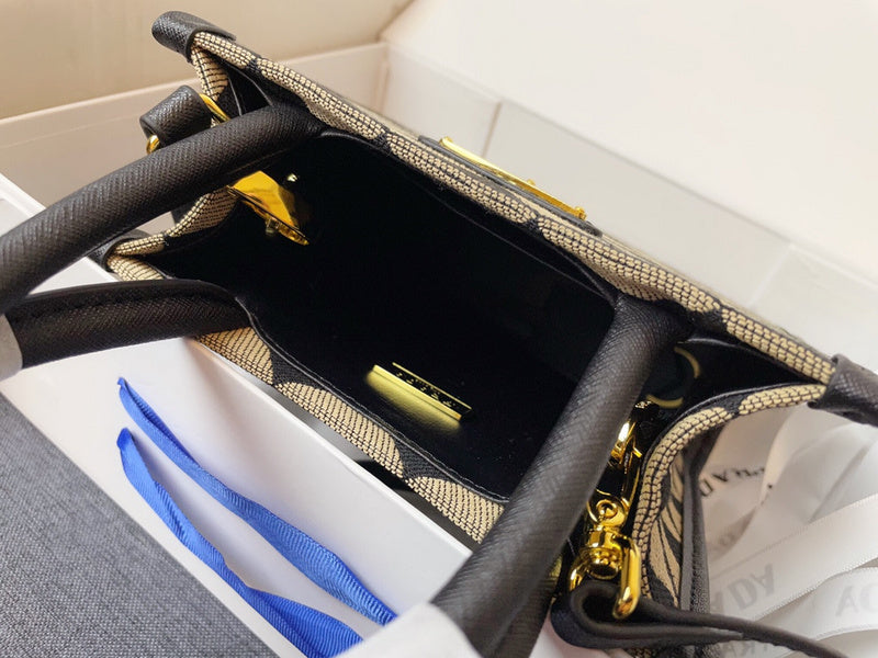 Barnes-Bags - Prada Bags - 868