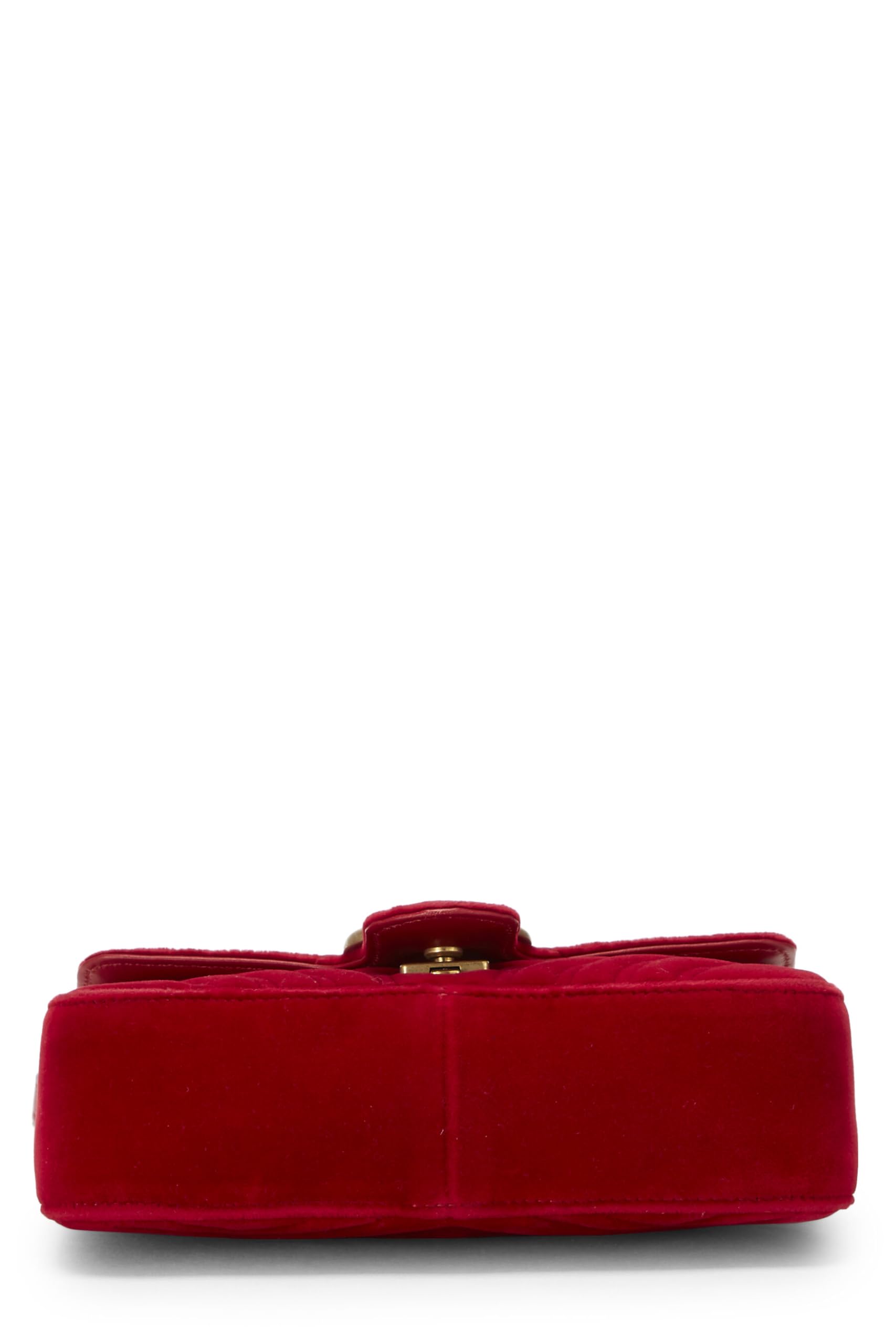 Gucci,  Red VeLouis Vuittonet GG Marmont Shoulder Bag Mini, Red