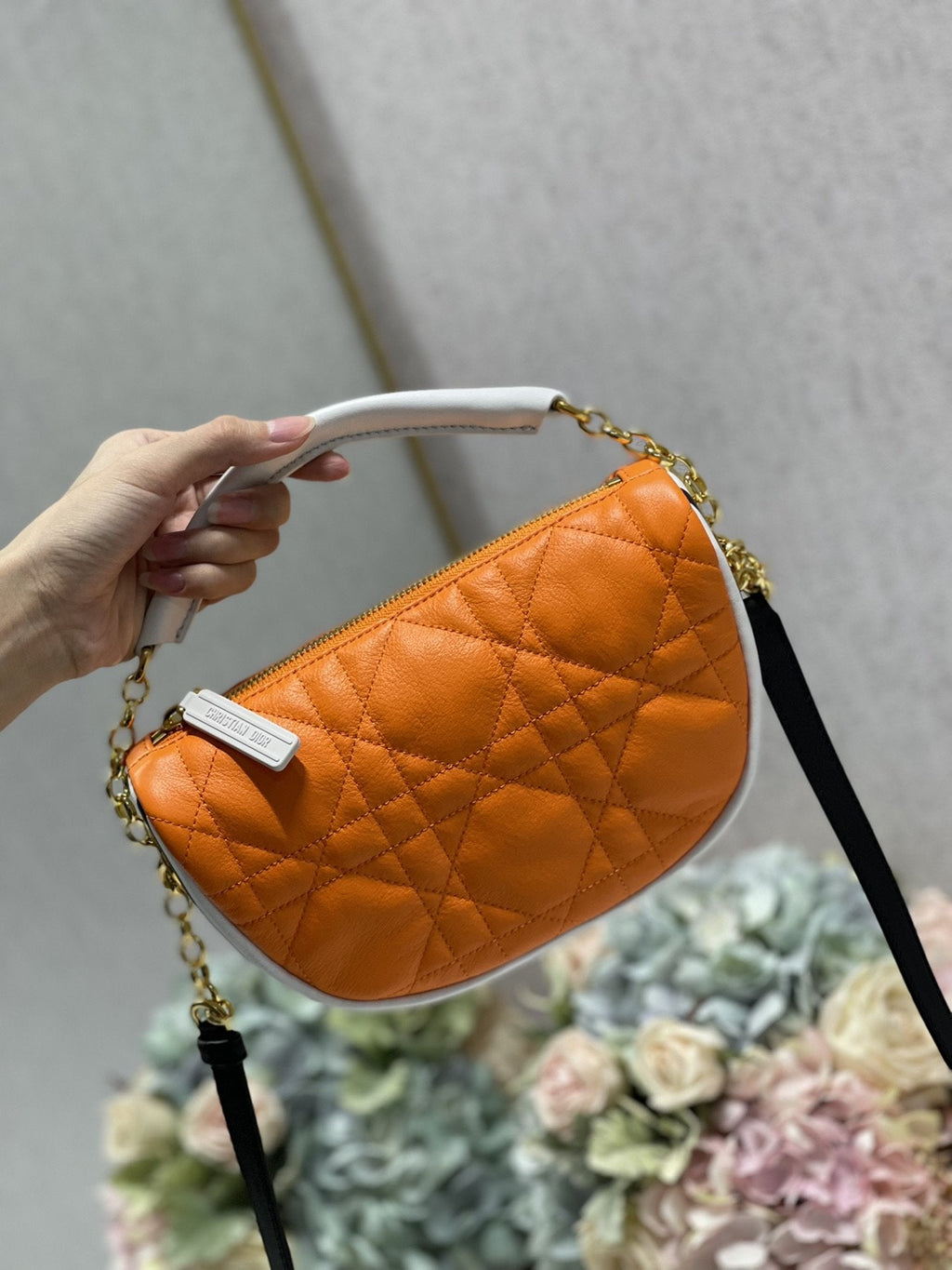 Dior Small Vibe Hobo Bag Fluorescent Orange Macrocannage, Orange Handbags, Crossbody Bags, 20cm CD M7200ODDO_M057