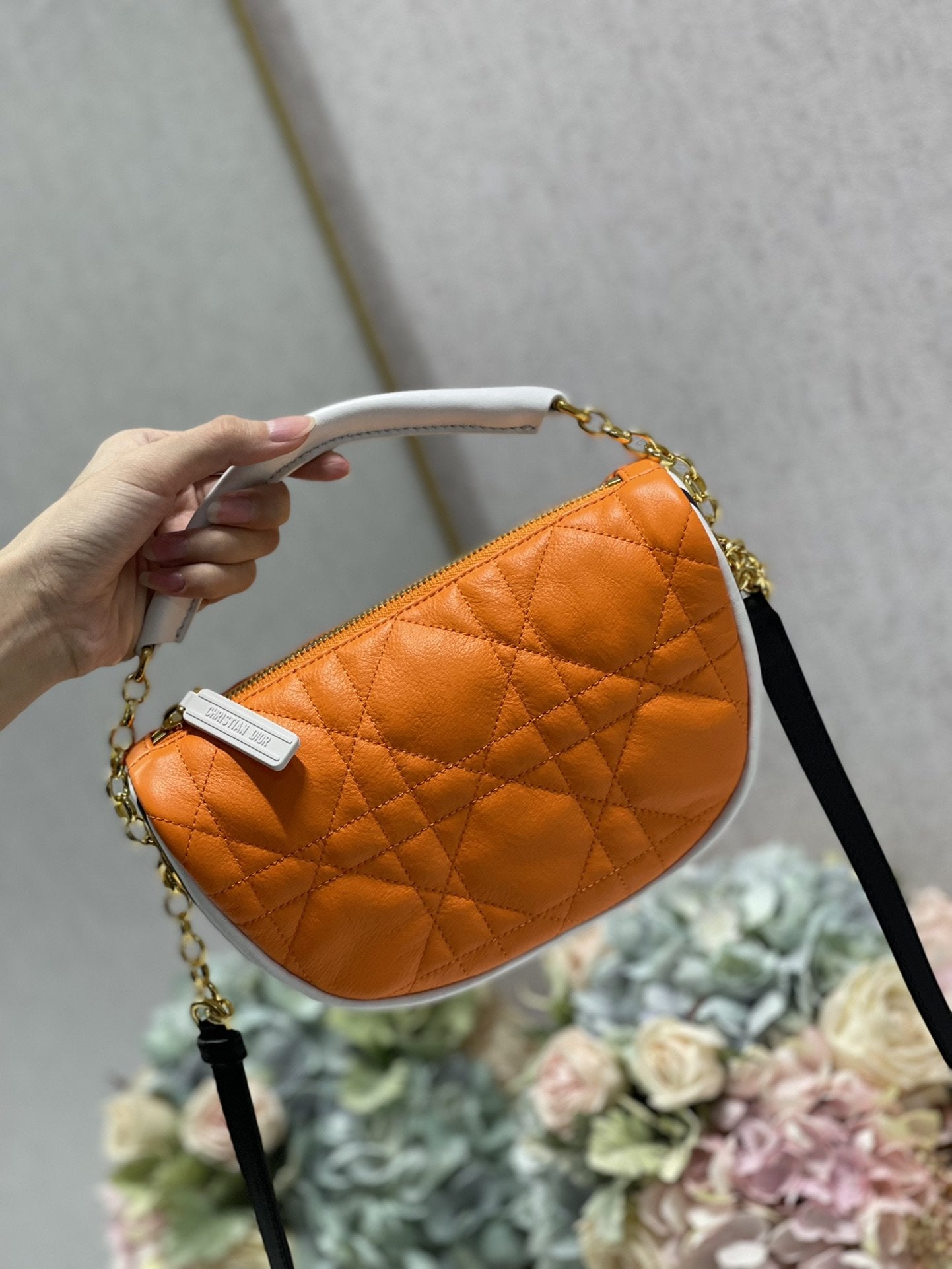 Dior Small Vibe Hobo Bag Fluorescent Orange Macrocannage, Orange Handbags, Crossbody Bags, 20cm CD M7200ODDO_M057