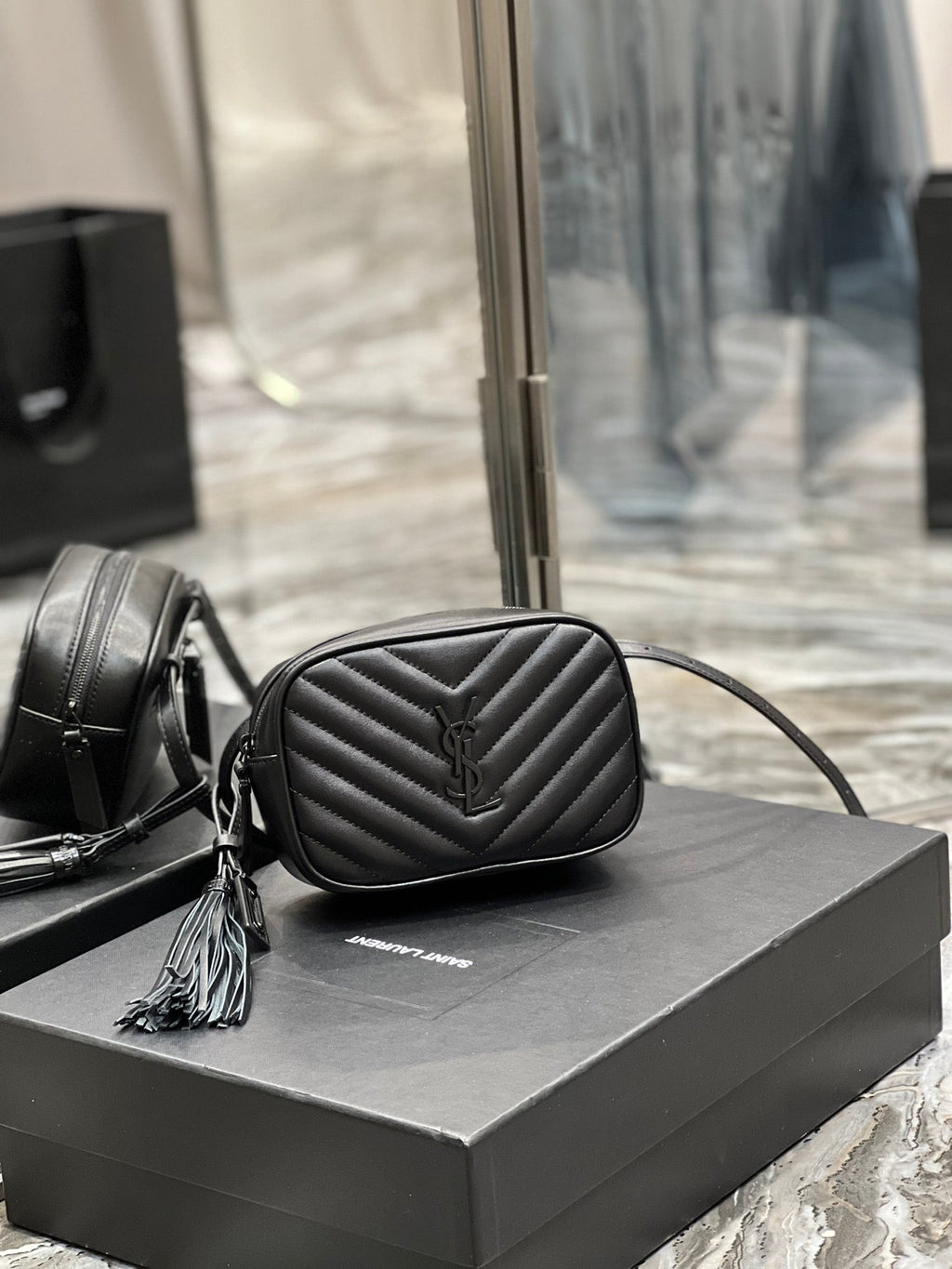 Top Quality Lou Belt Bag Black In MatelassÃ© Black Metal Hardware For Women 6.1in/15cm YSL 534817DV7081000