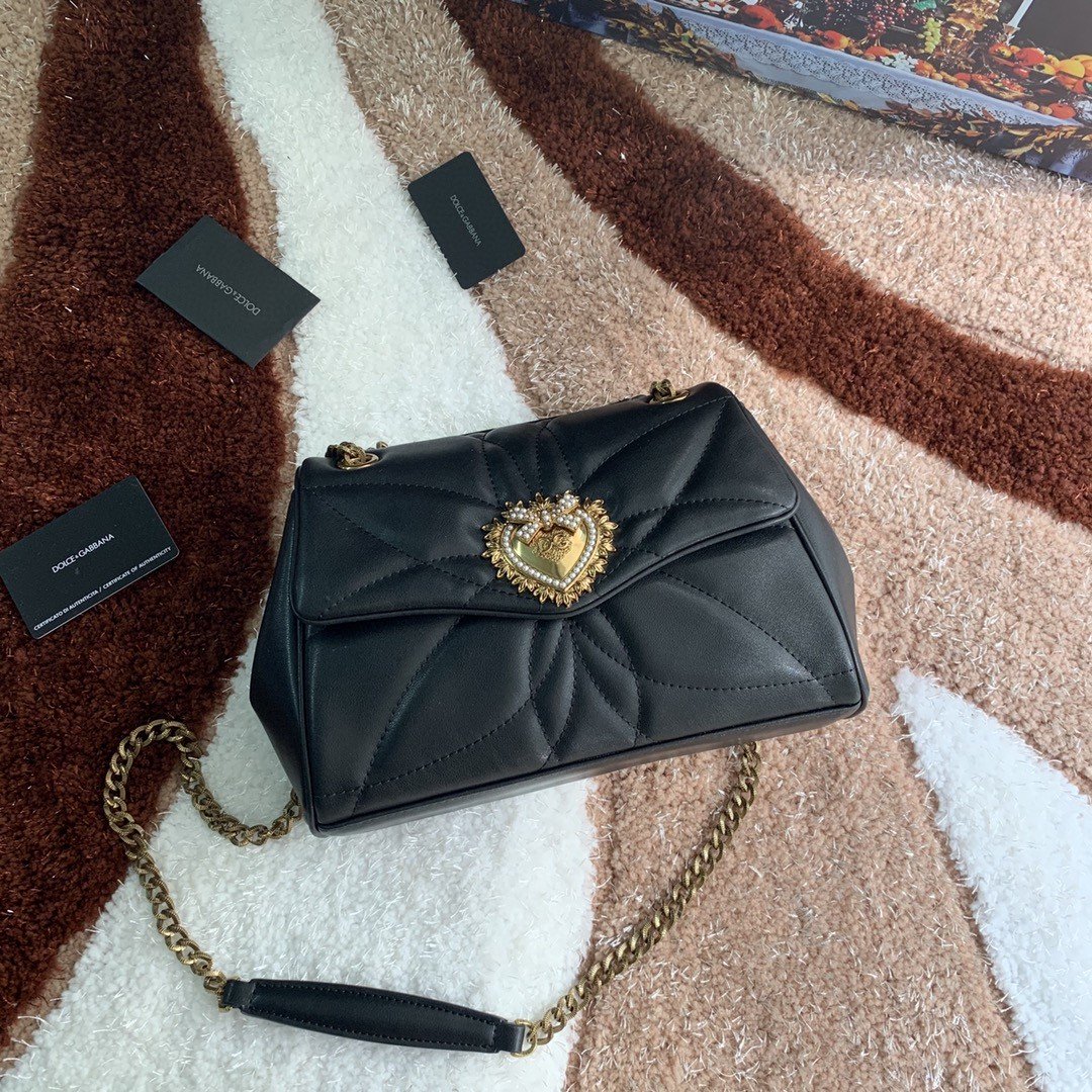 DG MeDiorum Devotion Shoulder Bag In Quilted Nappa Black For Women 10.2in/26cm DG 