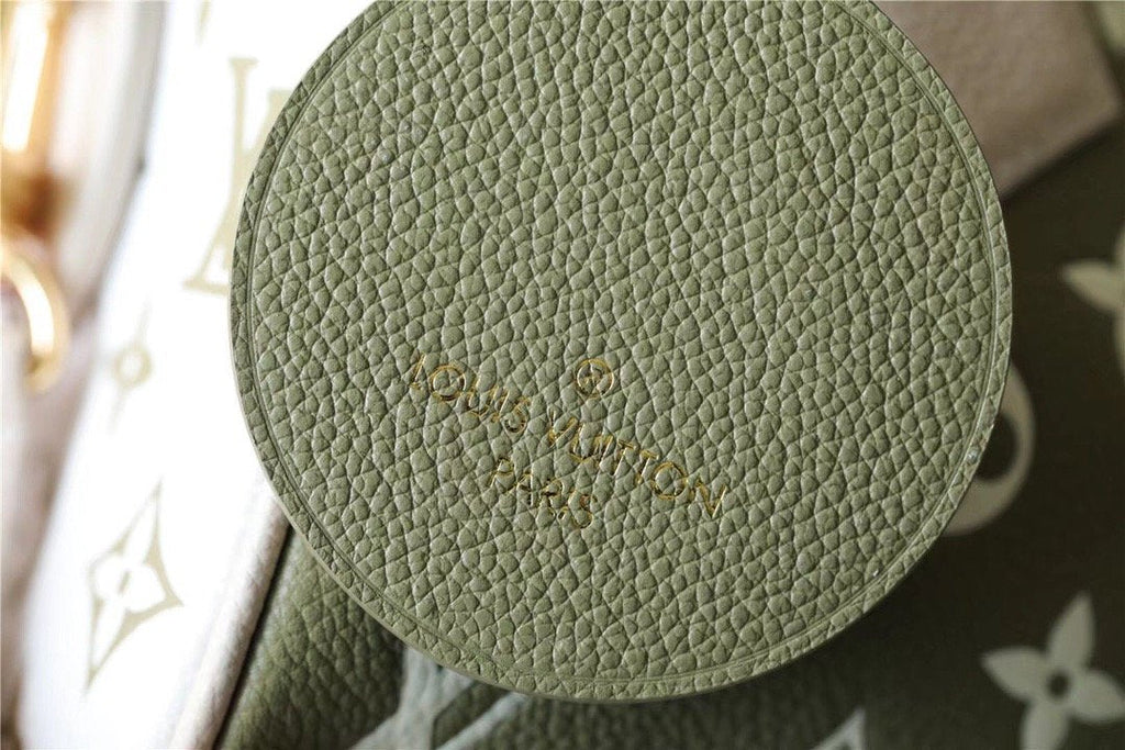 Louis Vuitton Speedy Bandouliere 20 PM Monogram Empreinte Khaki Green / Beige / CreamFor Women,  Shoulder And Crossbody Bags 20.5cm/8.1in Louis Vuitton M46118