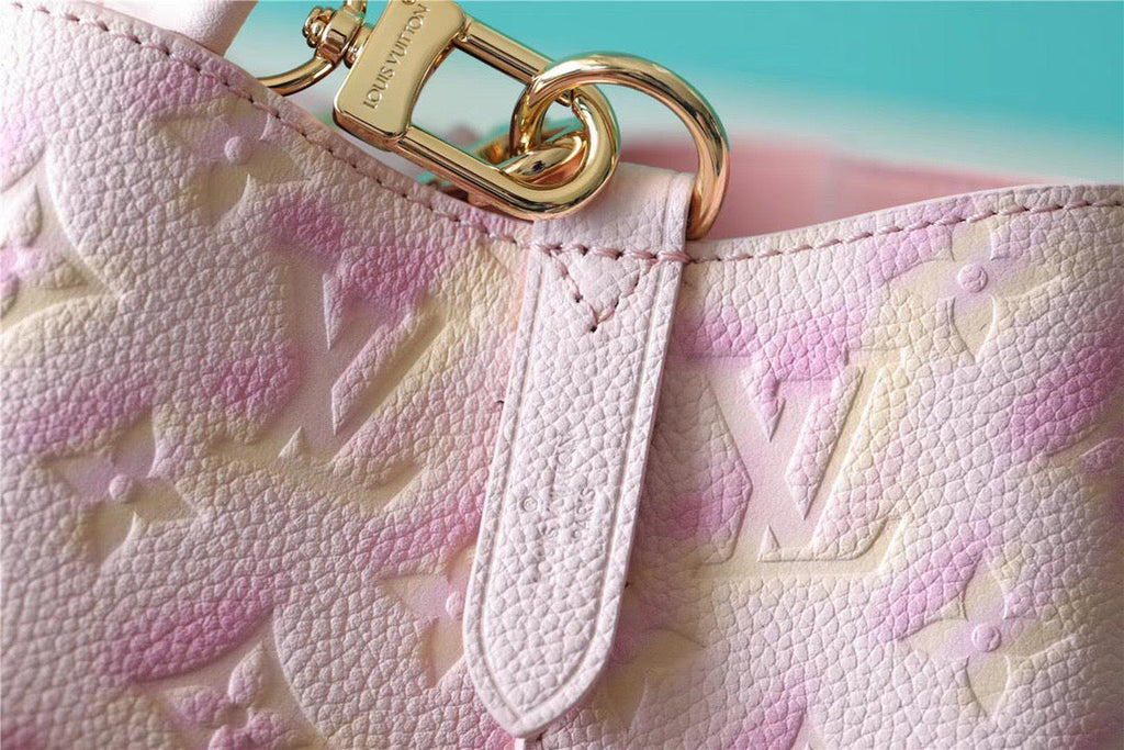 Louis Vuitton NeoNoe Monogram Empreinte Pink For Women,  Shoulder And Crossbody Bags 7.9in/20cm Louis VuittonÃƒâ€šÃ‚Â 