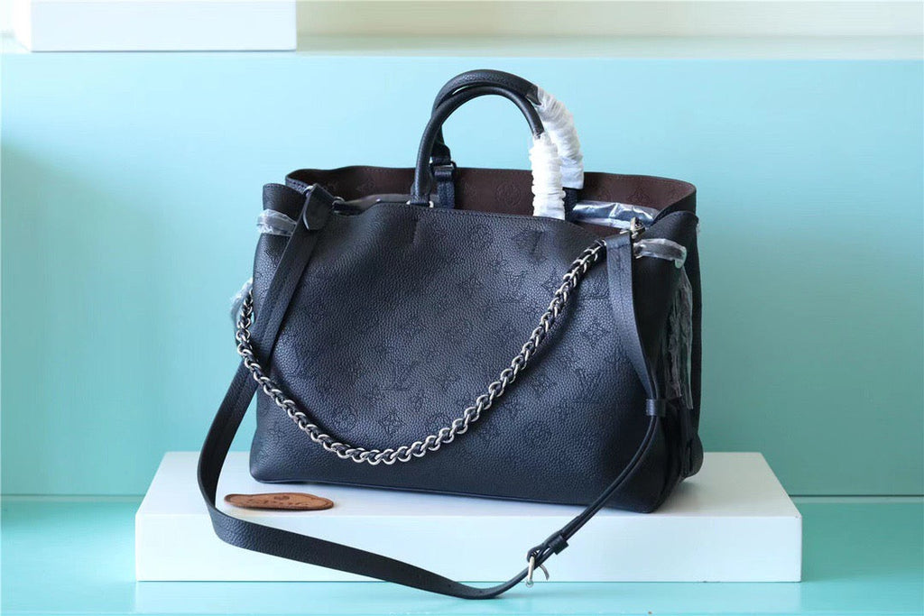 Louis Vuitton Bella Tote Mahina Black For Women,  Shoulder And Crossbody Bags 12.6in/32cm Louis Vuitton M59200