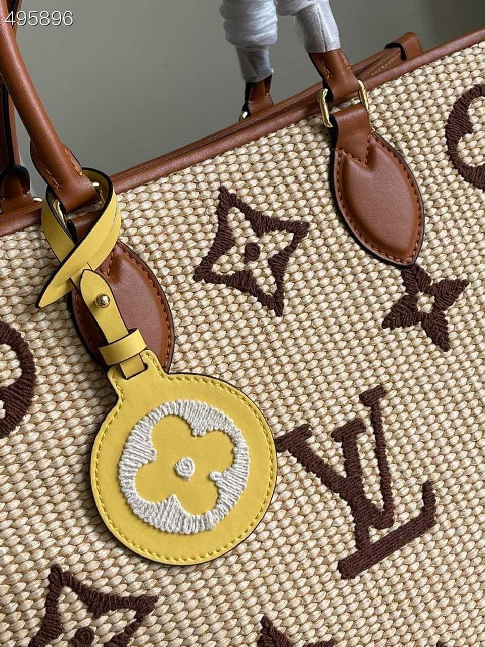 Louis Vuitton OnTheGo MM Tote Bag Monogram Raffia Tan For Women, WomenÃƒÂ¢Ã¢â€šÂ¬Ã¢â€žÂ¢s Handbags, Shoulder Bags 13.8in/35cm Louis Vuitton M57707