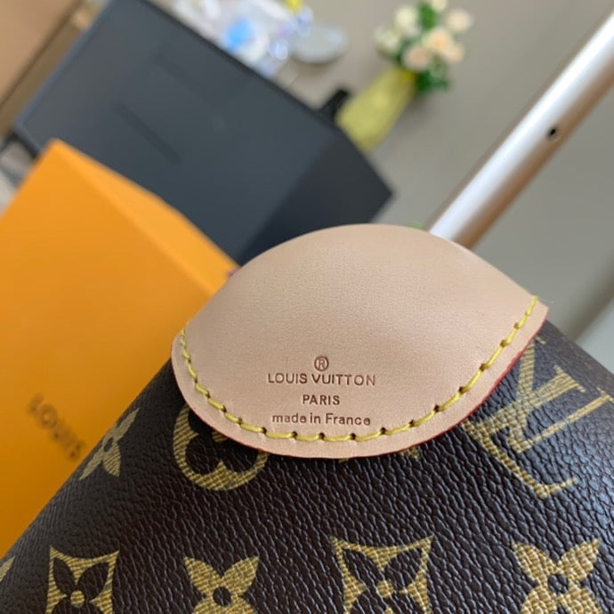 Top Quality Jasmine Horizon 55 Monogram Canvas For WomLB, WoLuGucciage 21.7in/55cm Top Quality