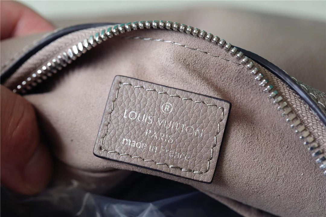 Louis Vuitton Why Knot MM Mahina Galet Beige For Women,  Shoulder And Crossbody Bags 13.4in/34cm Louis Vuitton M20787