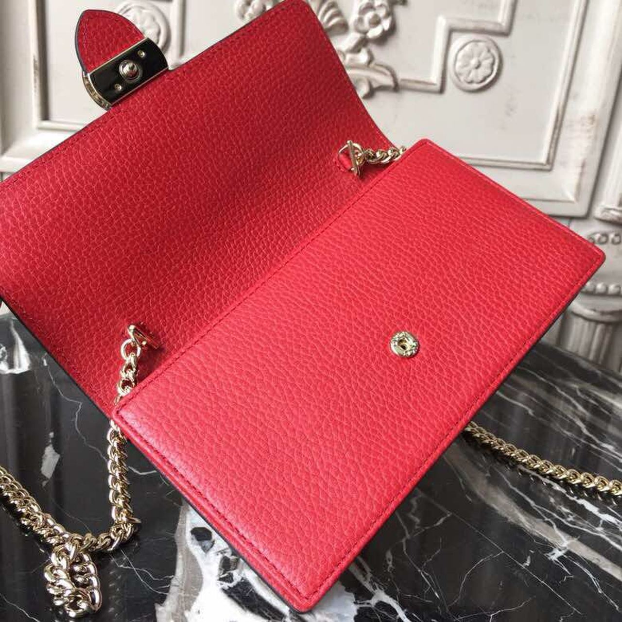 Interlocking Crossbody Handbag Grained Calfskin Spring/Summer Collection Red For Women 7.5in/19cm 510304