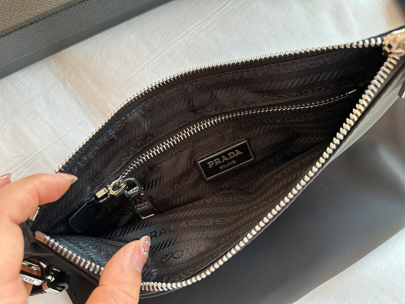 Prada Bags - Luxera Bags - 671