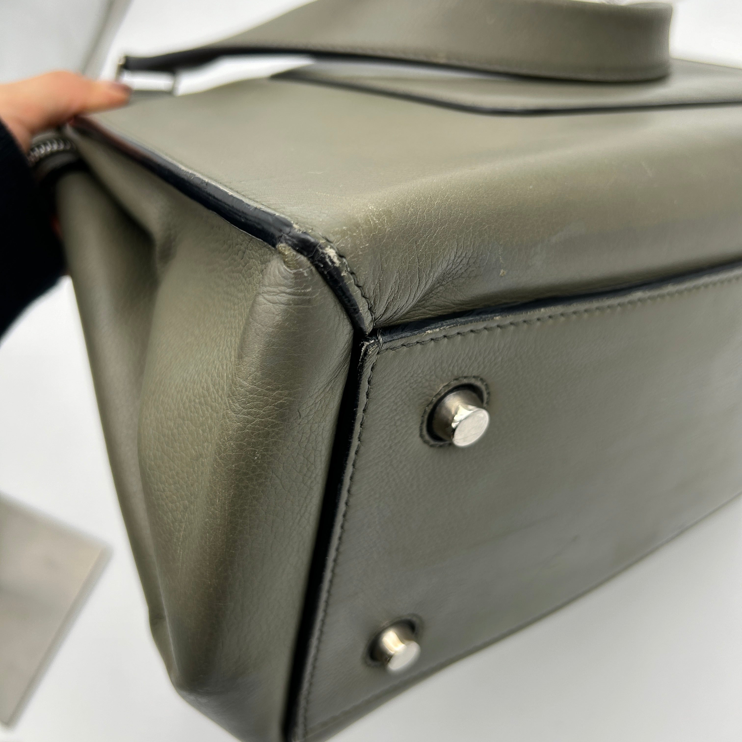 Celineline Medium Edge Green Leather Shoulder Bag