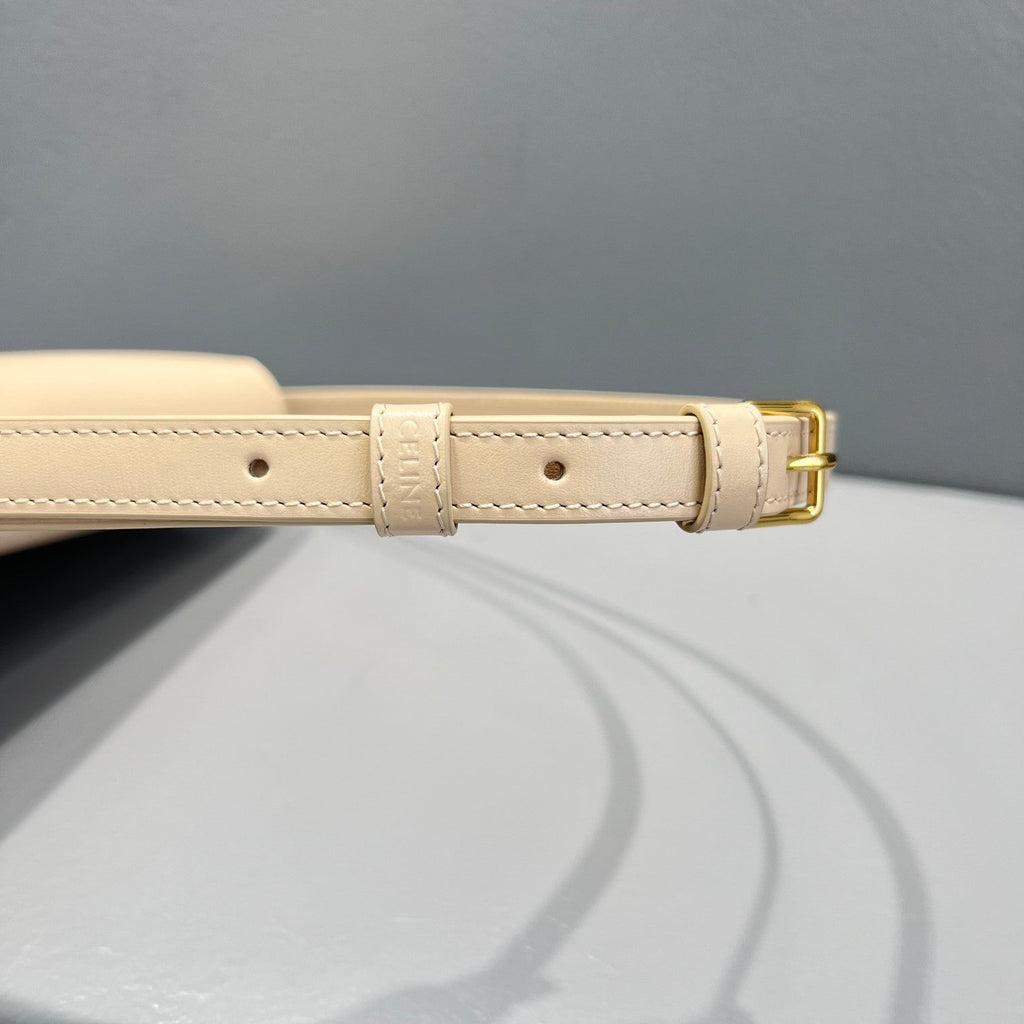 Triomphe Shoulder Bag Beige For Women 8in/20.5cm