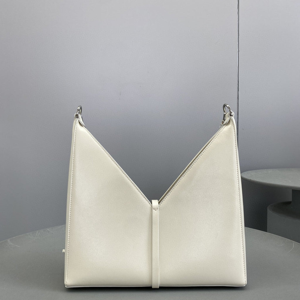 gv Small Cut Out Bag Ivory For Women, Handbags, Shoulder Bags 10.6in/27cm GVCÃ‚Â 