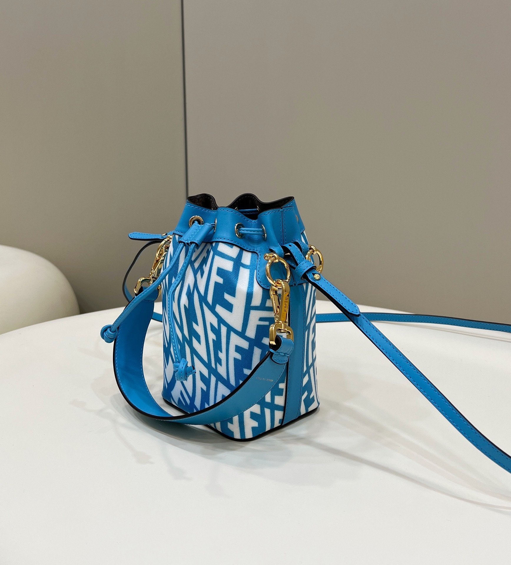 Mon Tresor Bag Blue For Women, Women’s Handbags, Shoulder And Crossbody Bags 7.1in/18cm FF 8BS010
