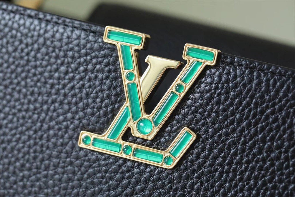 Louis Vuitton Capucines Taurillon Black For Women,  Shoulder And Crossbody Bags 26cm/10.6in Louis Vuitton