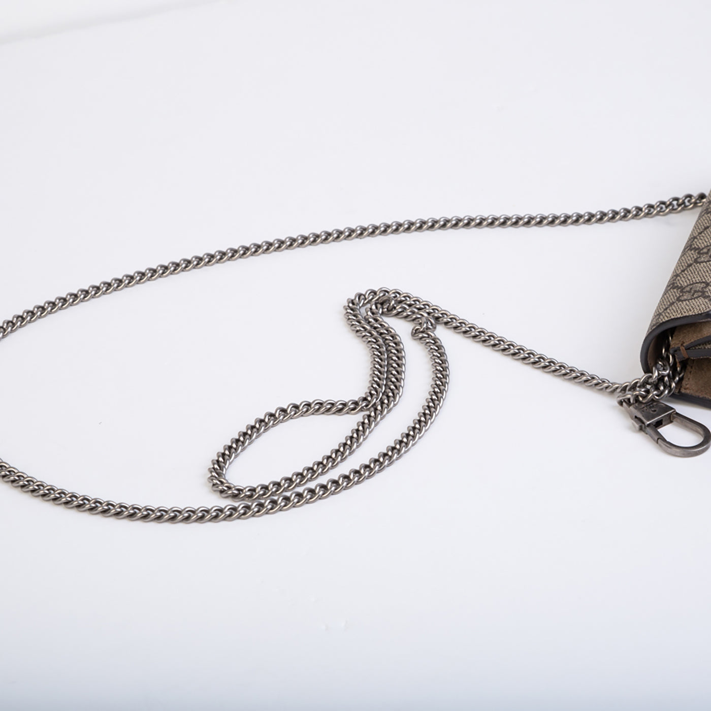 Dioronysus Gucci Supreme Super Mini Bag