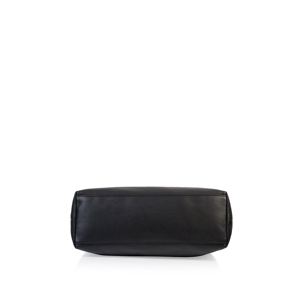 Soho MeDiorum Textured Shoulder Bag