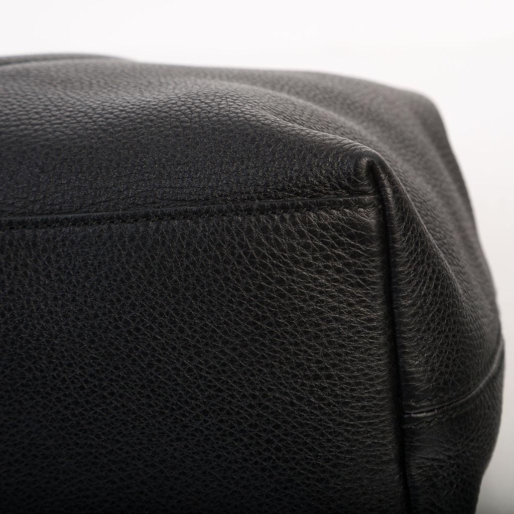 Soho MeDiorum Textured Shoulder Bag