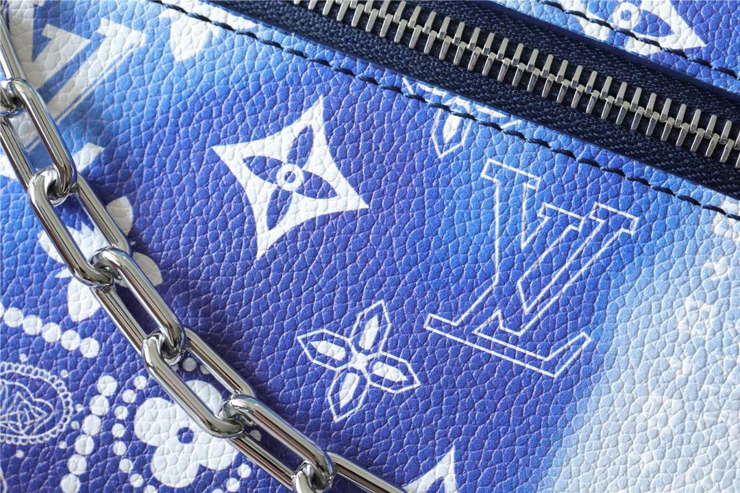 Louis Vuitton Mini Soft Trunk Monogram Bandana Blue For Men, Bags, Shoulder And Crossbody Bags 7.3in/18.5cm Louis Vuitton M20557