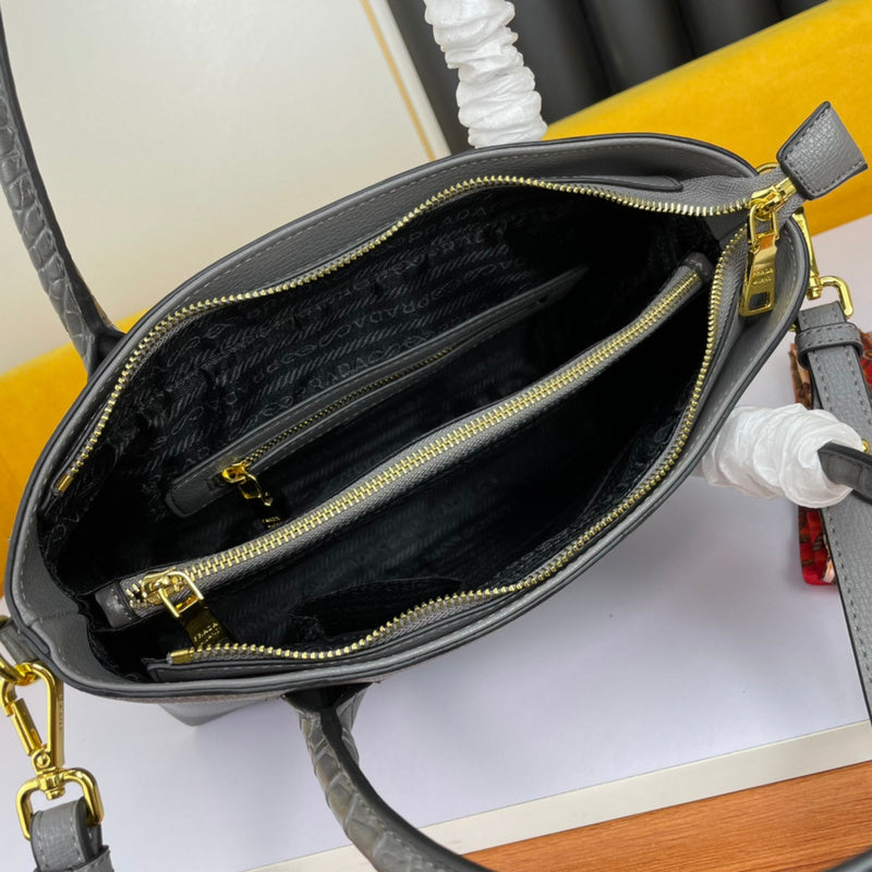 Barnes-Bags - Prada Bags - 784