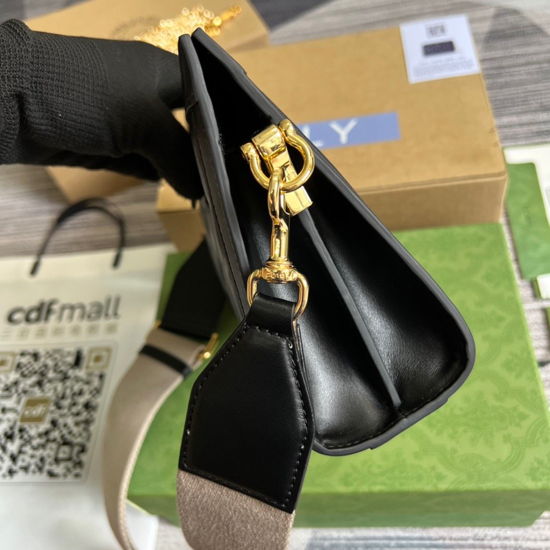 Matelasse Shoulder Bag Black For Women, Women’s Bags 10.2in/26cm Glami