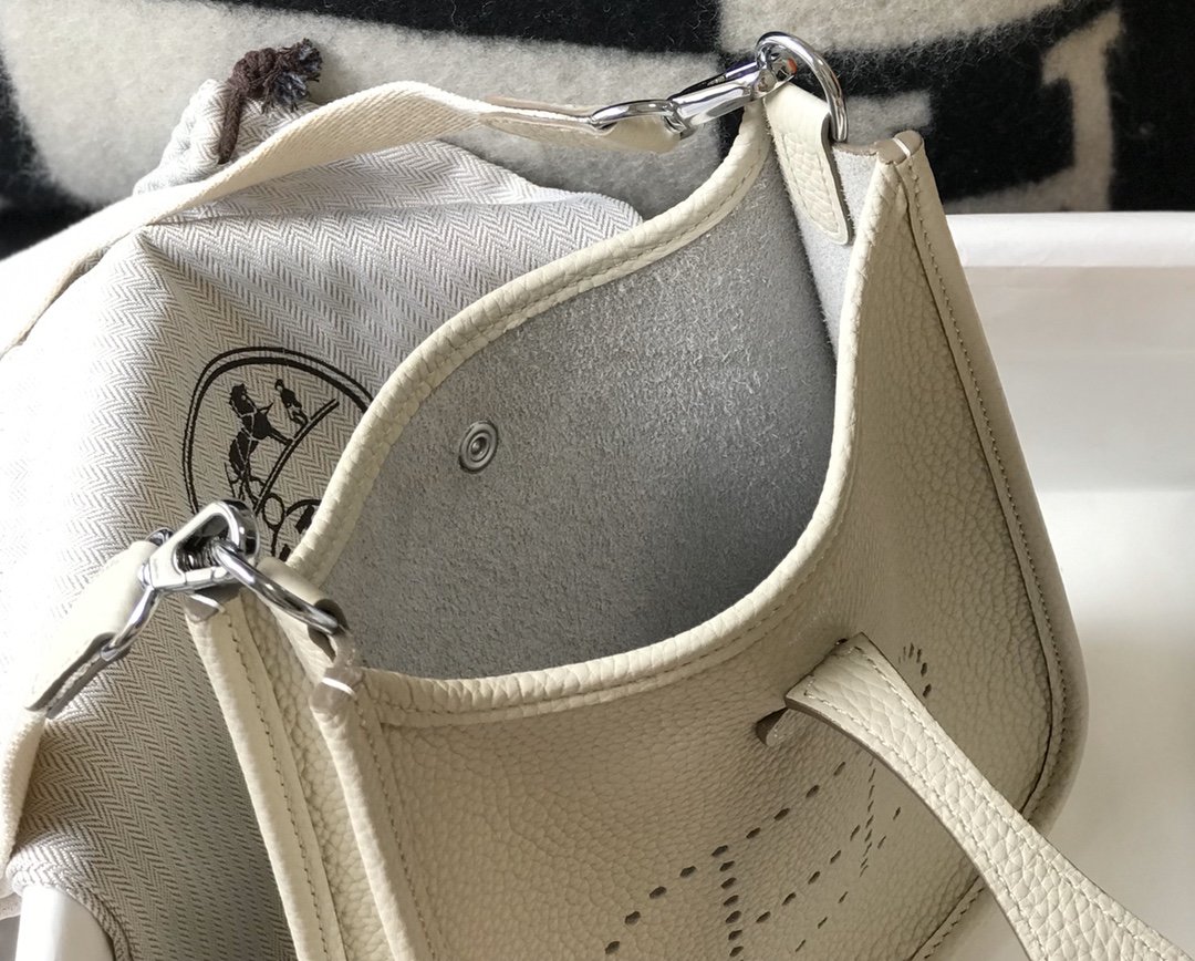 Evelyne 16 Amazone Bag Beige With SiLouis Vuittoner-Toned Hardware For Women, Shoulder And Crossbody Bags 6.3in/16cm