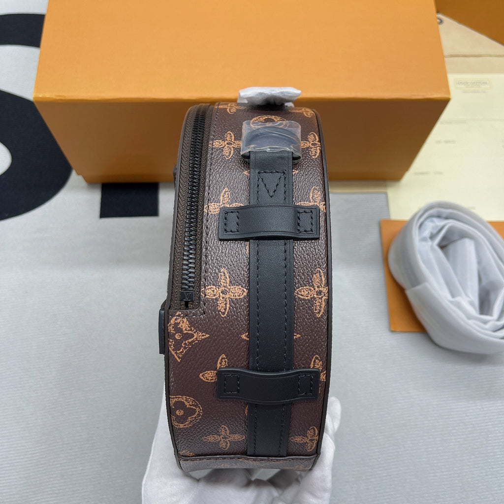 Louis Vuitton Wheel Box Monogram Canvas For Women, WomenÃƒÂ¢Ã¢â€šÂ¬Ã¢â€žÂ¢s Handbags, Shoulder Bags And Crossbody Bags 9.1in/23cm Louis Vuitton M59706Ãƒâ€šÃ‚Â 